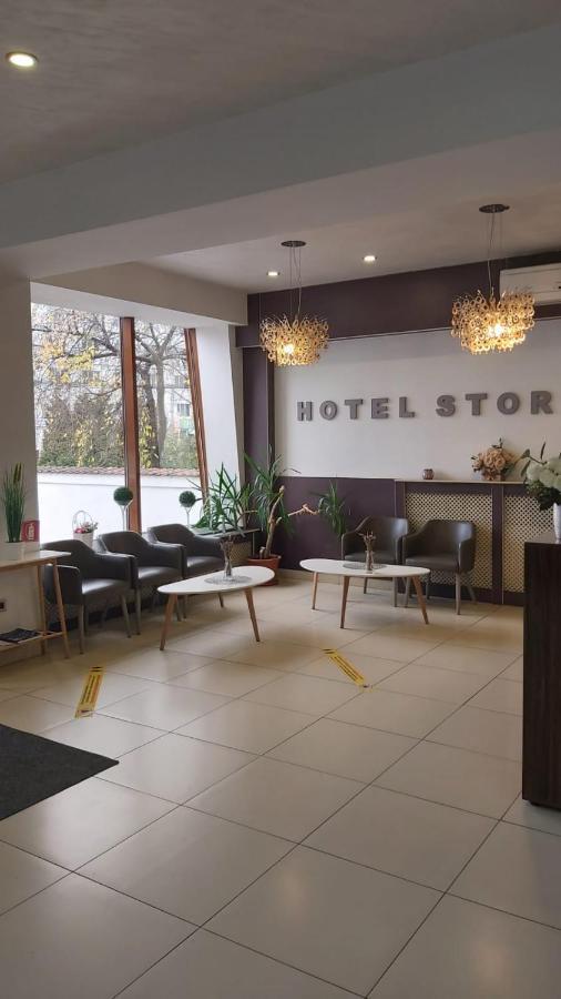 Hotel Story Тыргу-Жиу Экстерьер фото